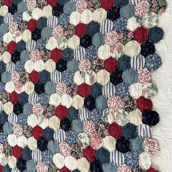 Vintage Handmade Amish Yo Yo Quilt Throw Table Decor Cottagecore 52x62